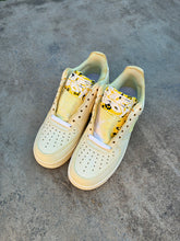 Load image into Gallery viewer, Yellow Sashiko Forces Size 8M
