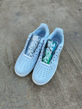 Load image into Gallery viewer, Blue Sashiko Forces Size 11M
