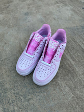 Load image into Gallery viewer, Pink Sashiko Forces Size 10.5M
